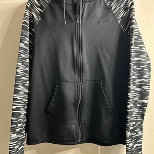 Nike Therma-Fit Black Hoodie